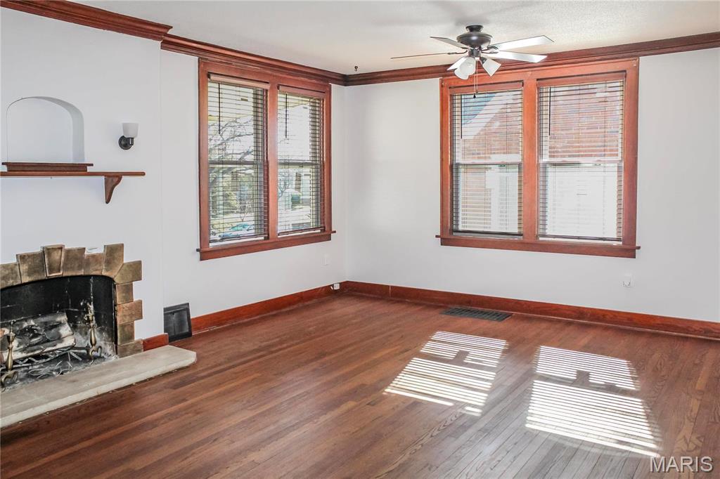 29 N Henderson Avenue Property Photo 4