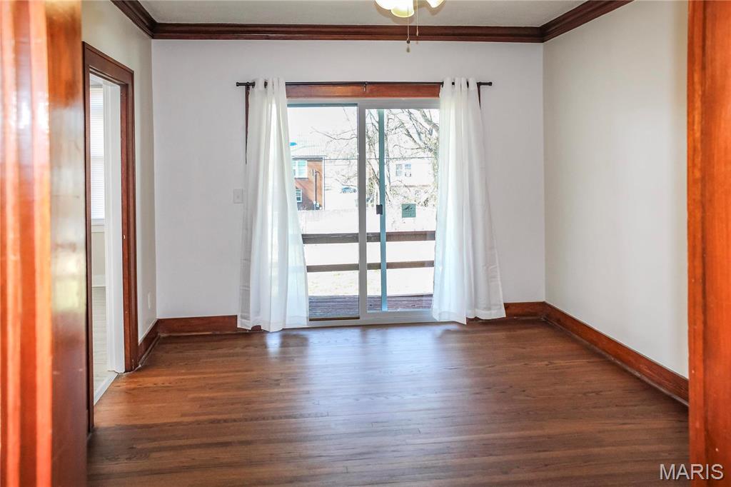 29 N Henderson Avenue Property Photo 6
