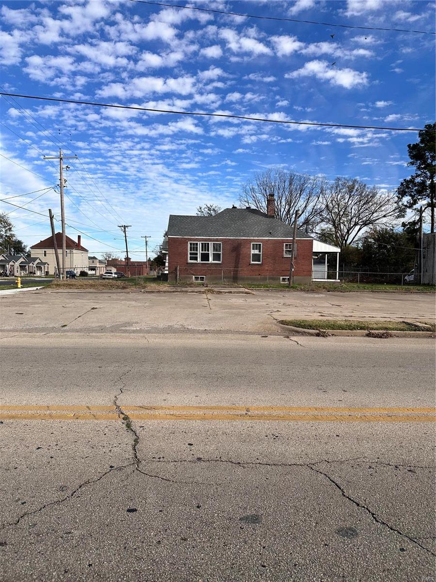 500 S Sprigg St. Property Photo 1