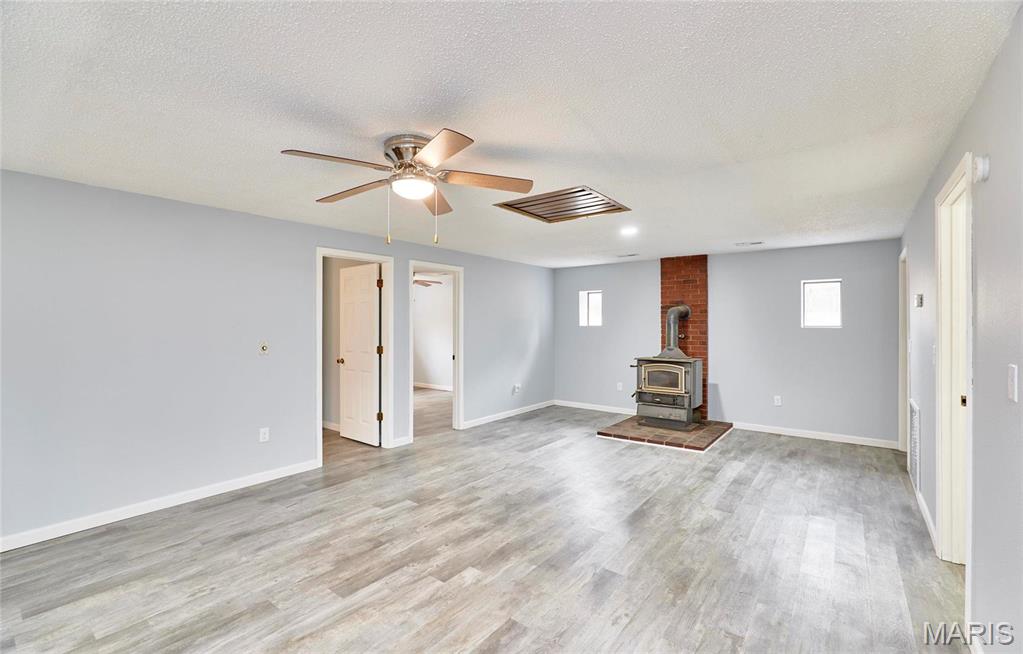 10994 Webster Road Property Photo 13