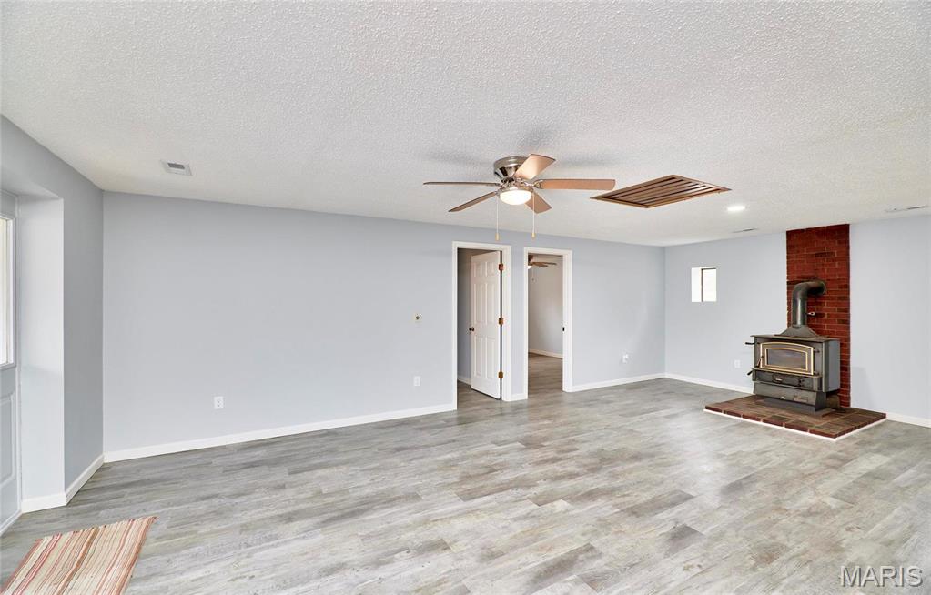 10994 Webster Road Property Photo 14