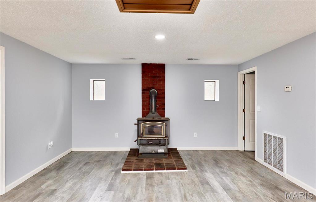10994 Webster Road Property Photo 16