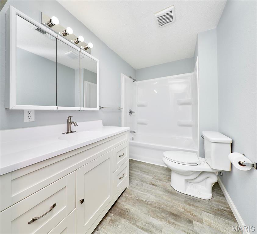 10994 Webster Road Property Photo 27