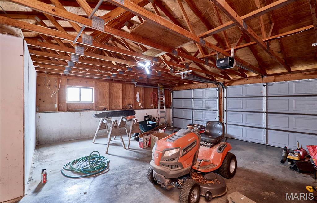 10994 Webster Road Property Photo 39