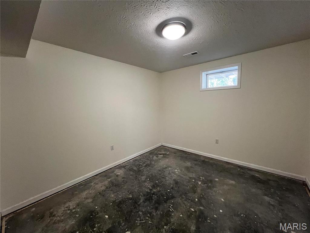 26910 Stephanie Lane Property Photo 36