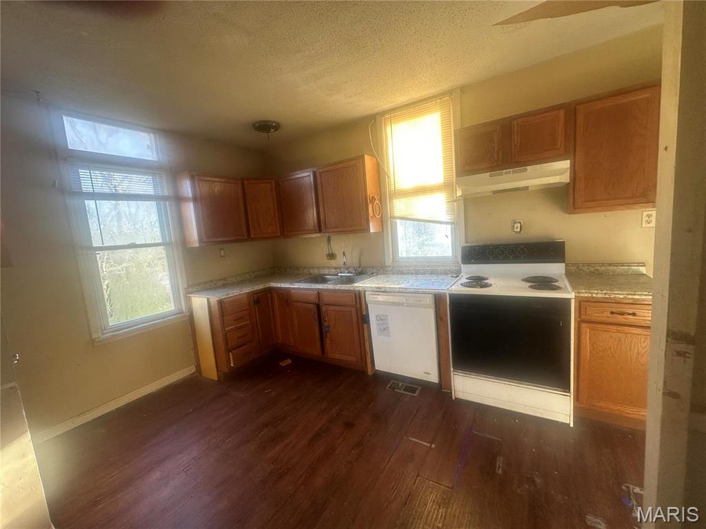 113 S 2nd Street Property Photo 3