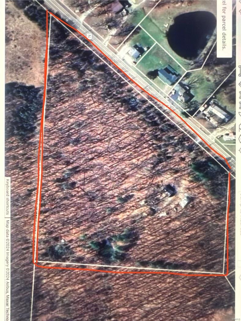 18602 N Highway Property Photo 1