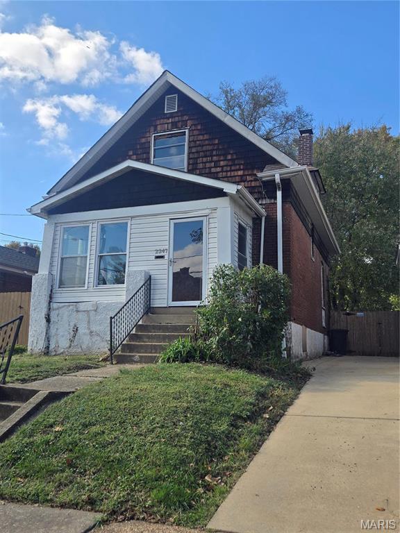 2247 Blendon Place Property Photo 1