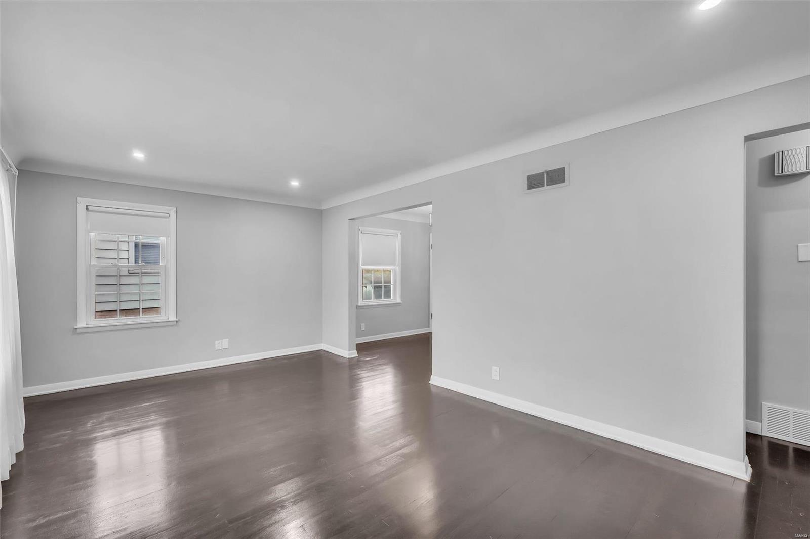 8580 Harold Drive Property Photo 3