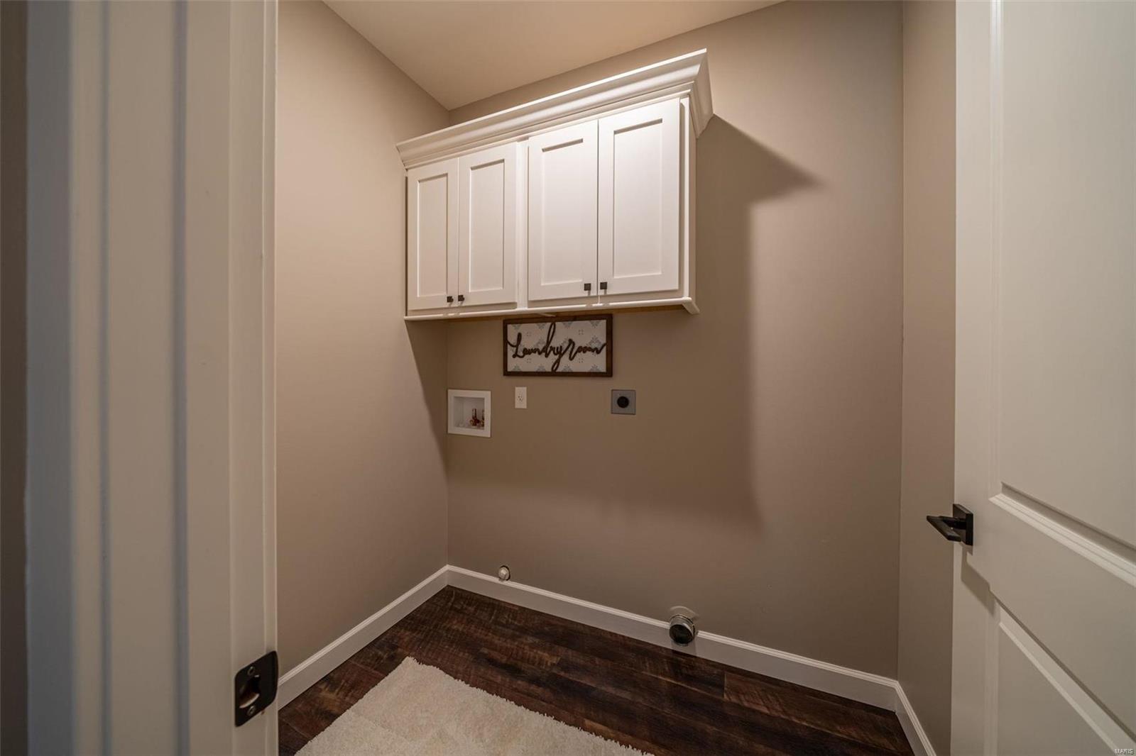 121 Stone Ledge Drive Property Photo 20