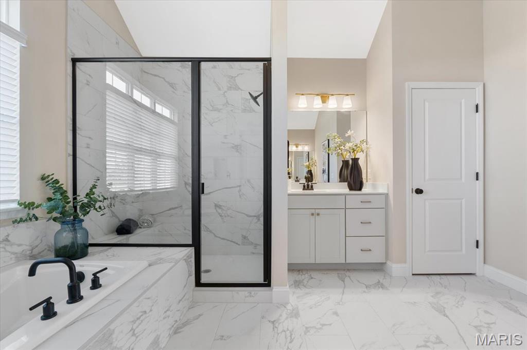 120 Royal Troon Drive Property Photo 15