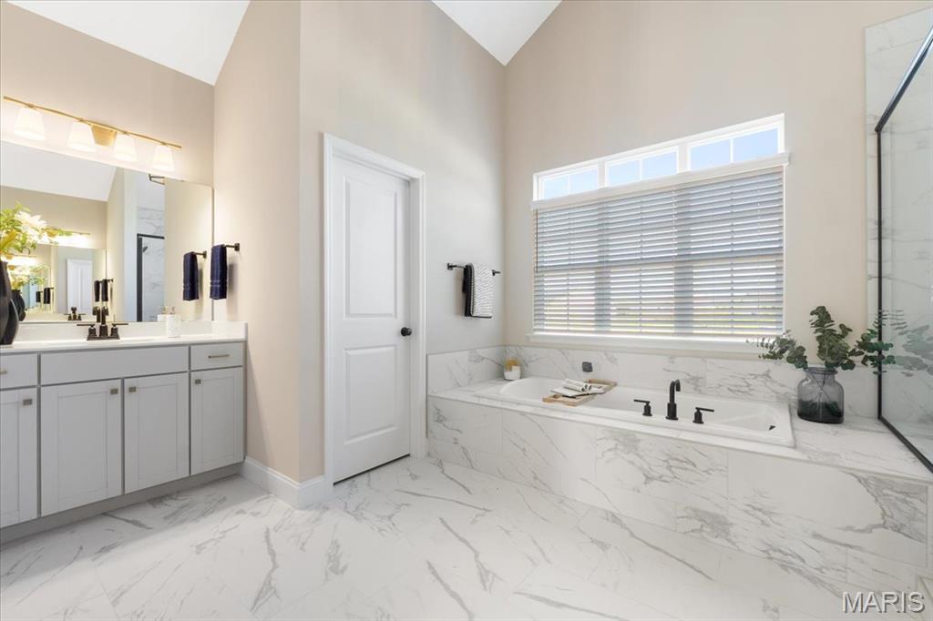120 Royal Troon Drive Property Photo 16