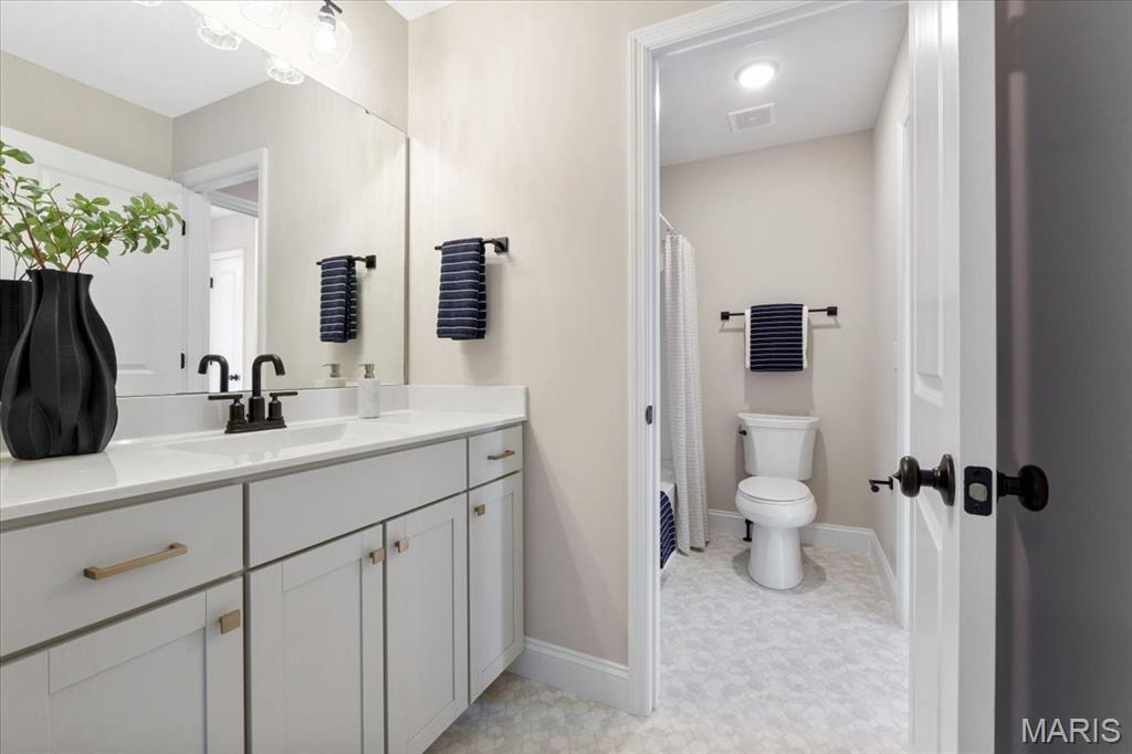 120 Royal Troon Drive Property Photo 20
