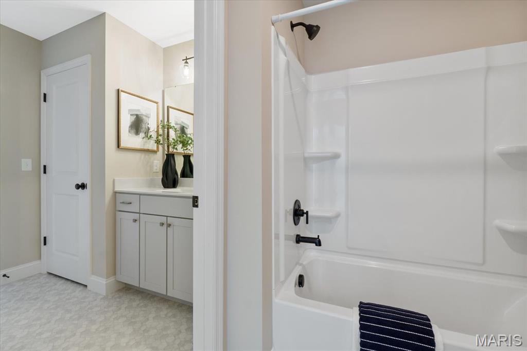 120 Royal Troon Drive Property Photo 21