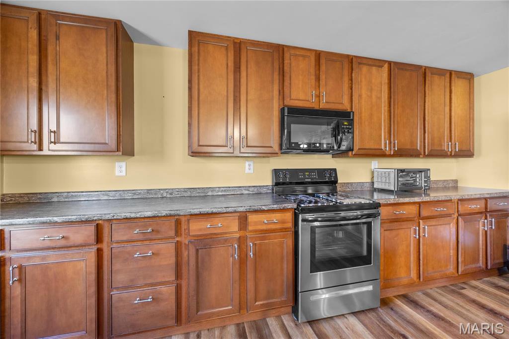 9136 Beach Drive Property Photo 9