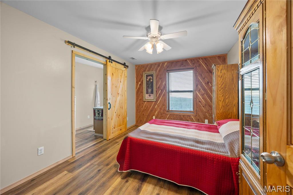 9136 Beach Drive Property Photo 11