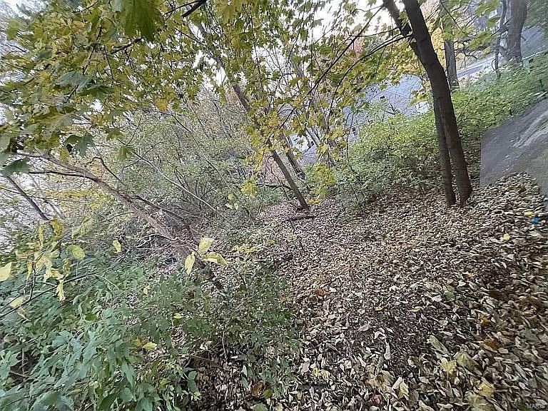 0 Ne Glen Oak Avenue Property Photo 1