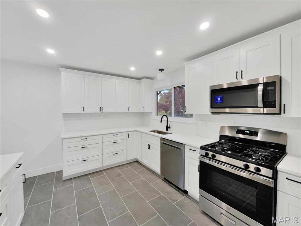 1673 Kingsford Drive Property Photo 11