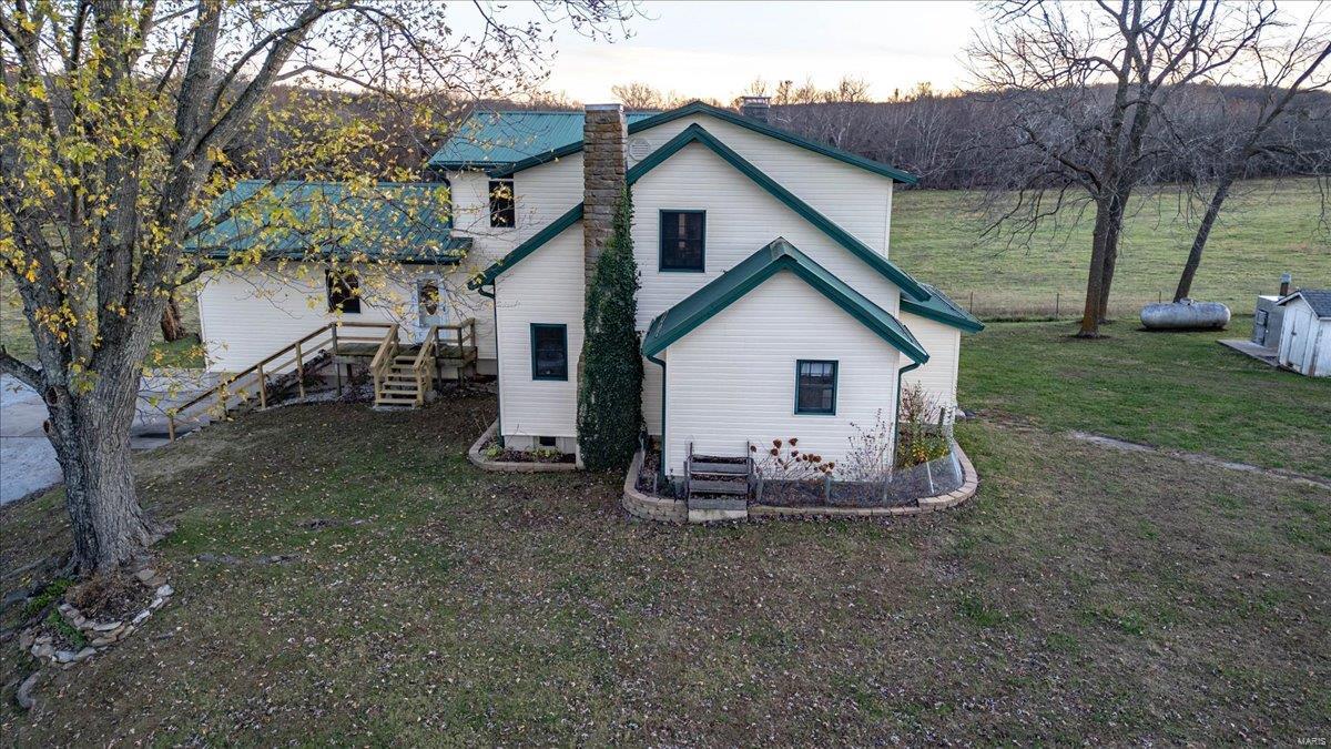 13438 Yy Hwy Property Photo 2
