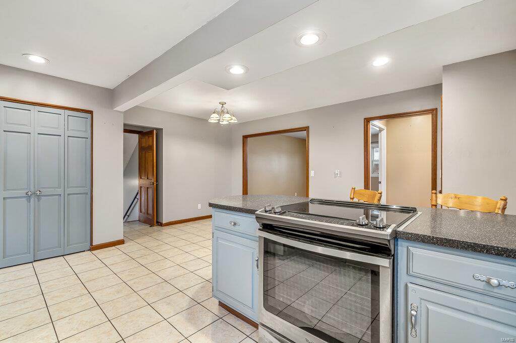 803 Fairview Drive Property Photo 6