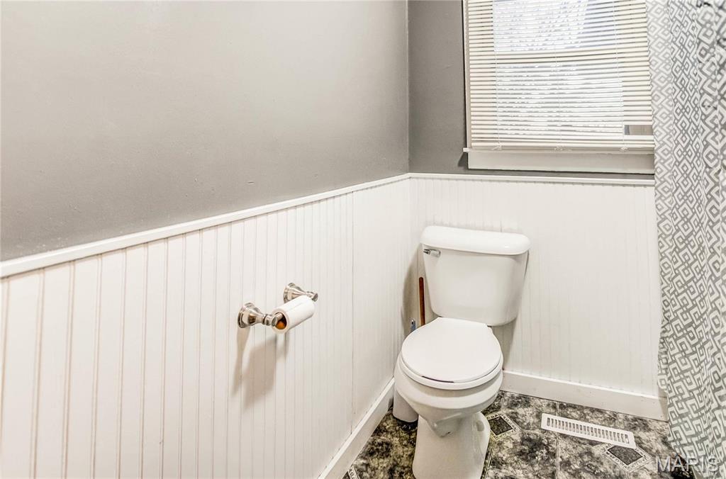 121 Douglas Drive Property Photo 42