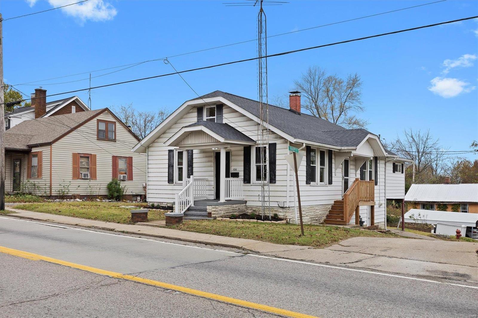 126 Opdyke St Property Photo 1