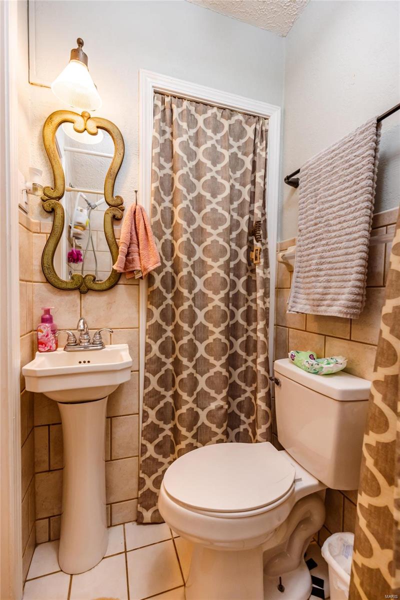 1040 North Kingshighway Property Photo 32