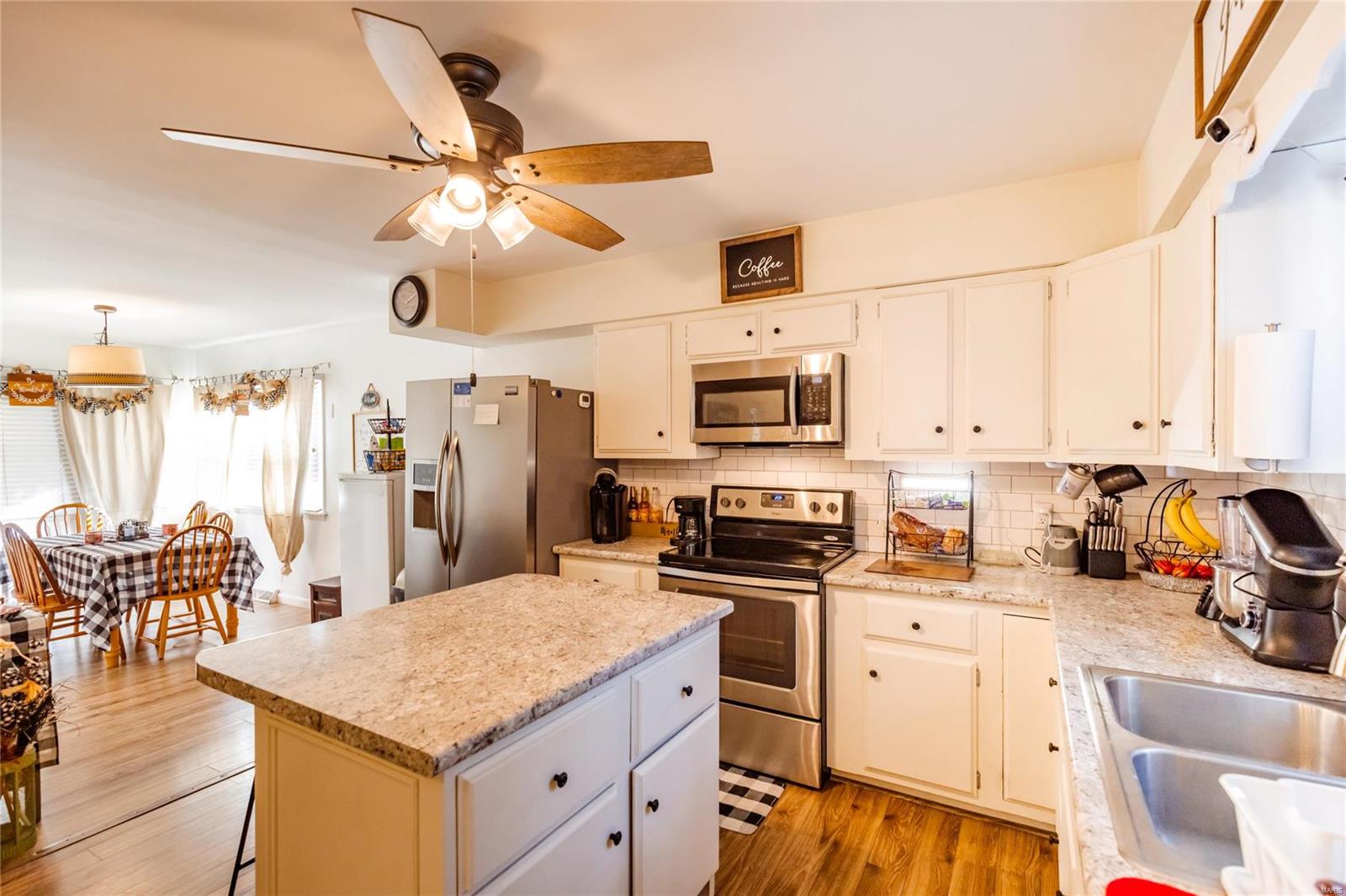 1040 North Kingshighway Property Photo 38
