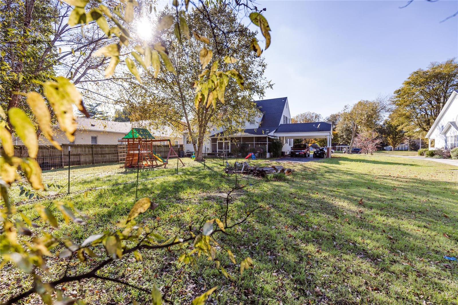 1040 North Kingshighway Property Photo 57