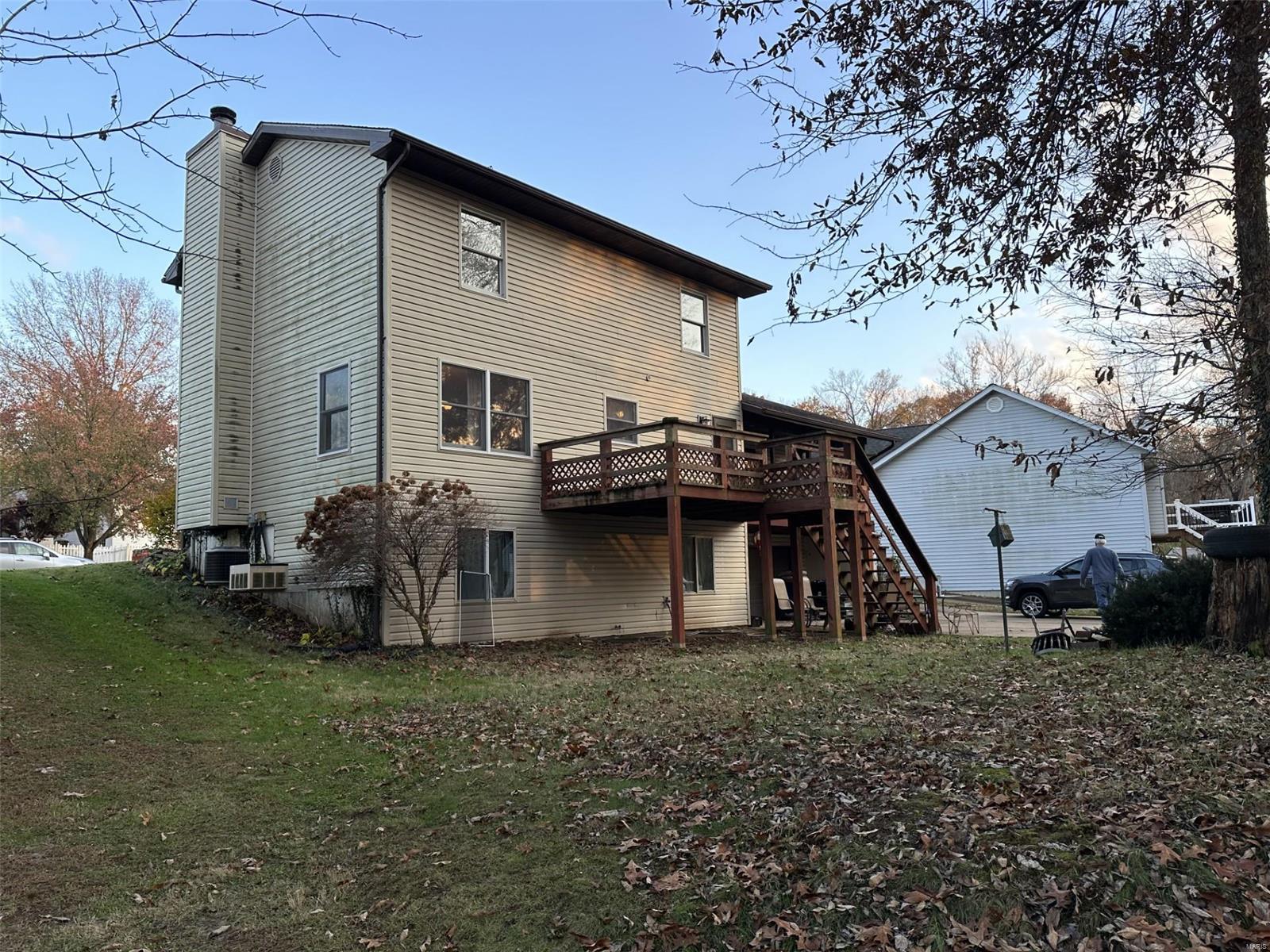 25 Whispering Oaks Drive Property Photo 3