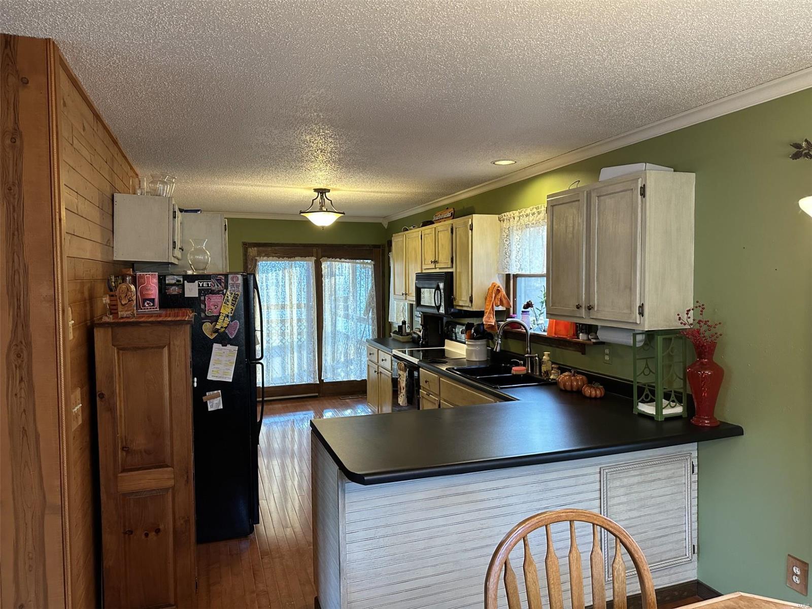 25 Whispering Oaks Drive Property Photo 11