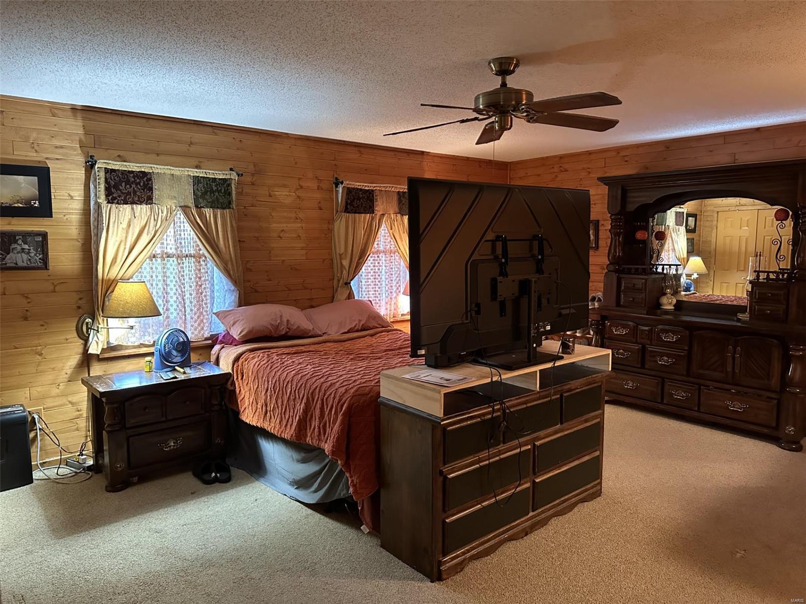 25 Whispering Oaks Drive Property Photo 14