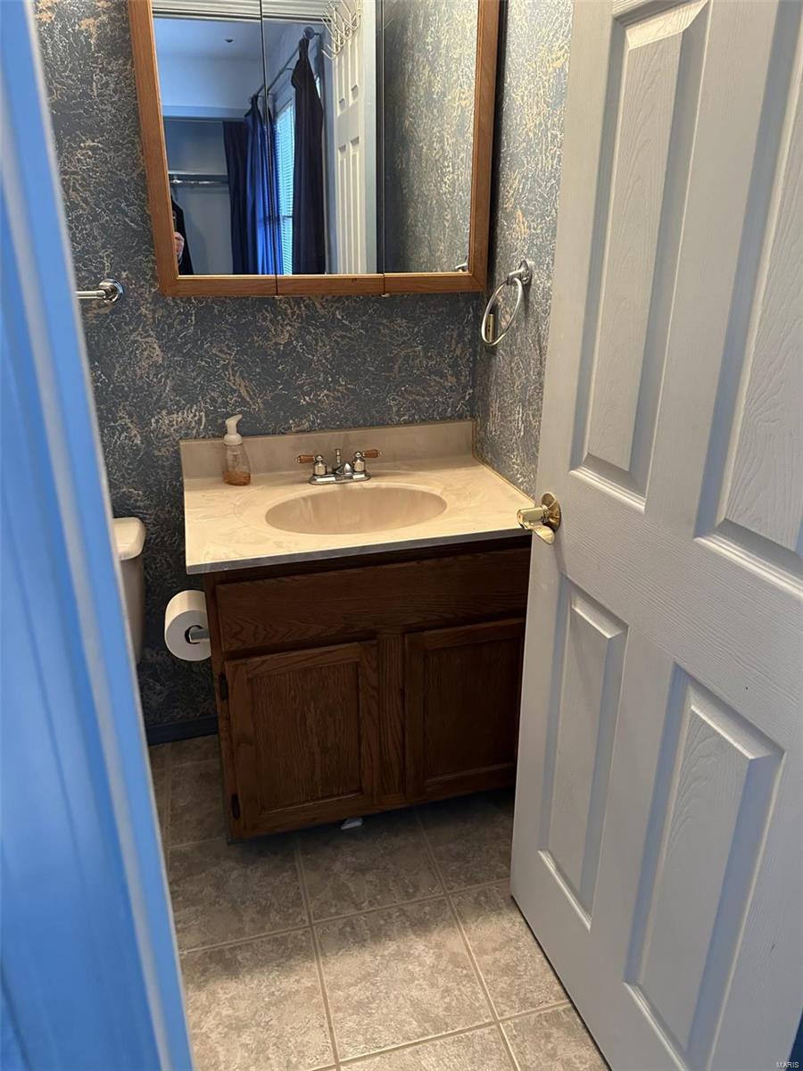 25 Whispering Oaks Drive Property Photo 20