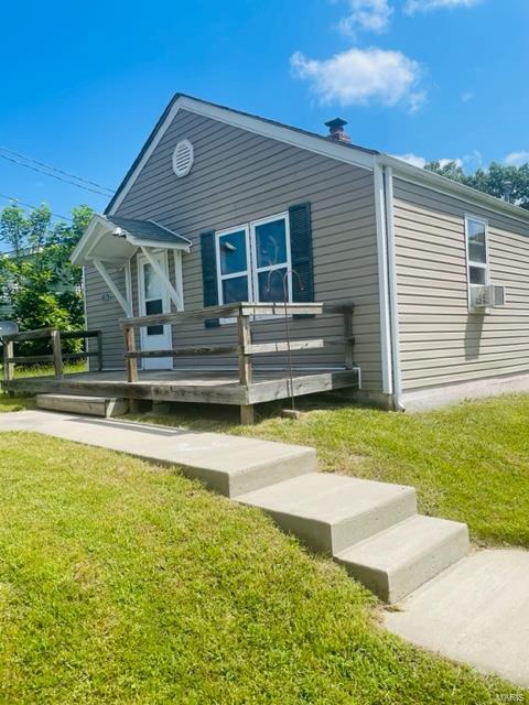 3568 4th Street Property Photo 2
