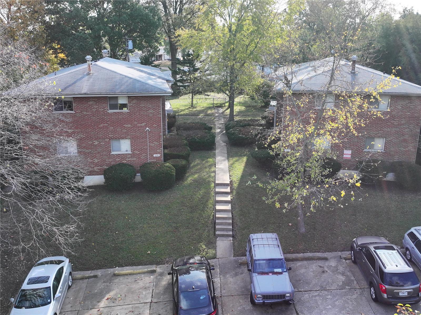 208 Lark Avenue Property Photo
