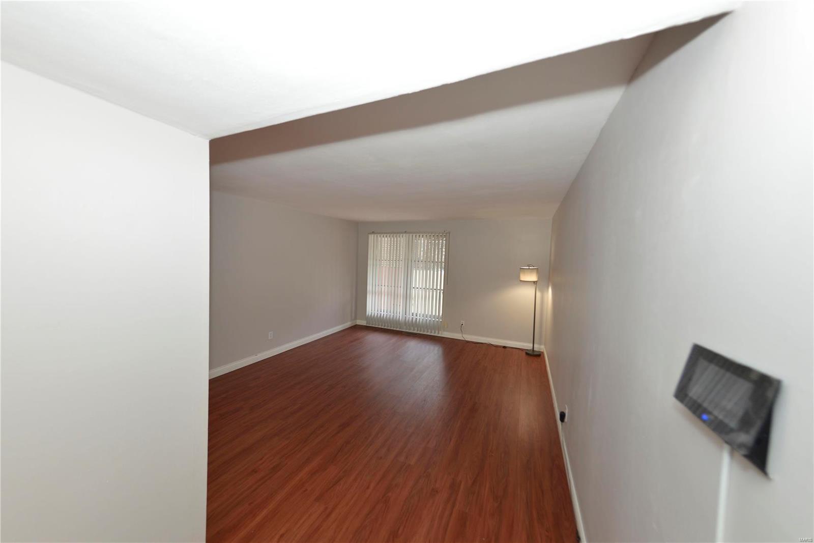 10387 Forest Brook Lane B Property Photo 2
