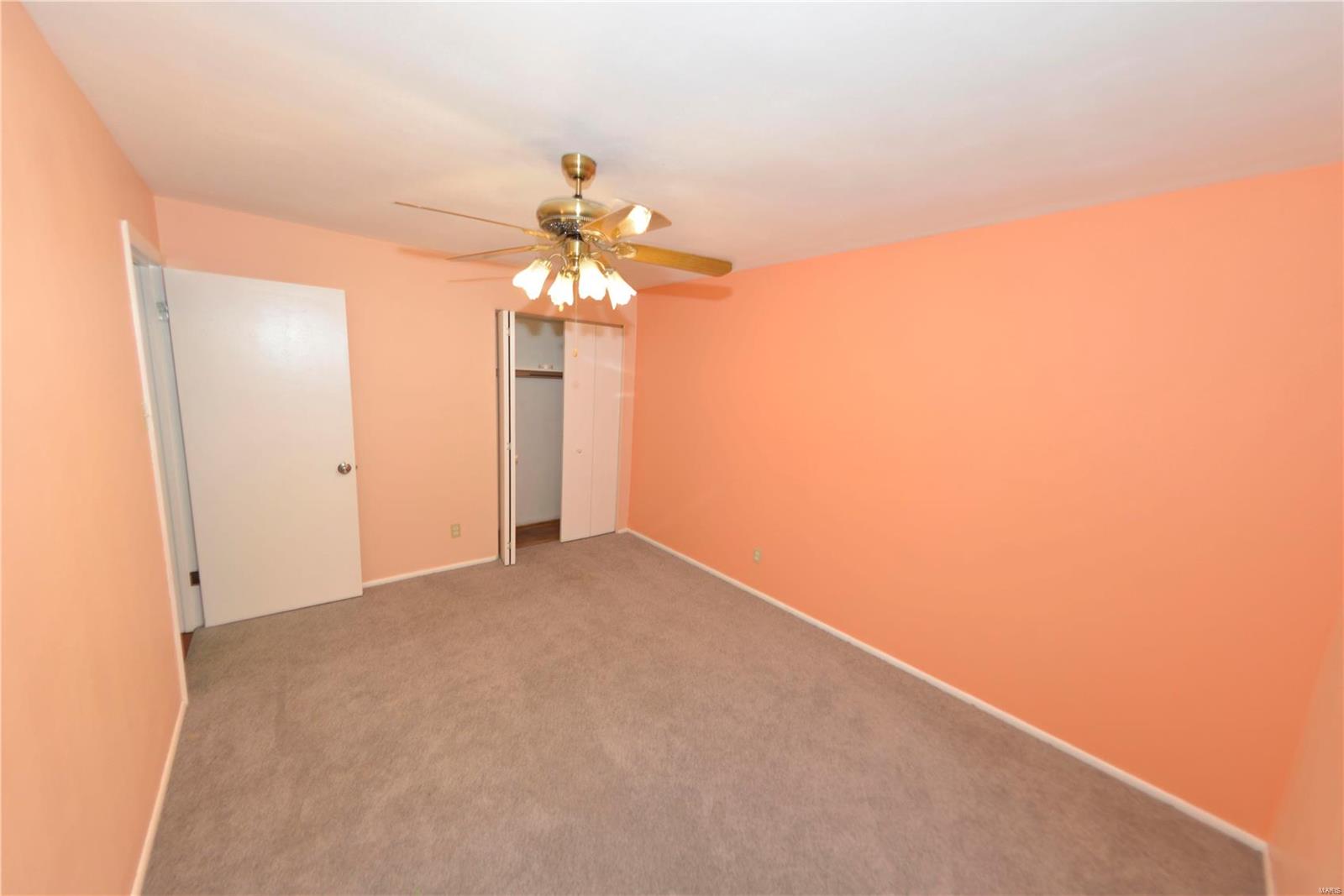 10387 Forest Brook Lane B Property Photo 13