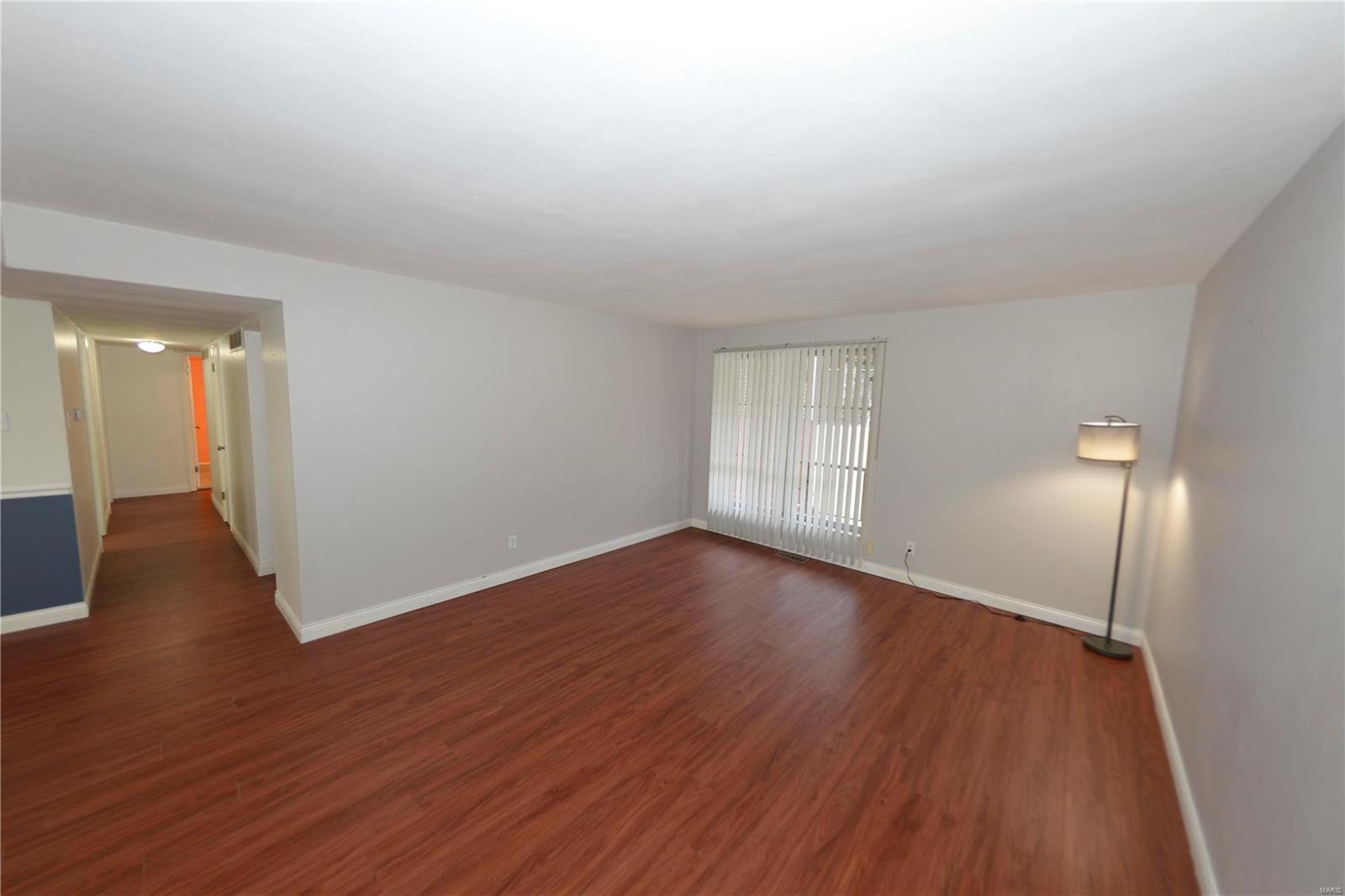 10387 Forest Brook Lane B Property Photo 25