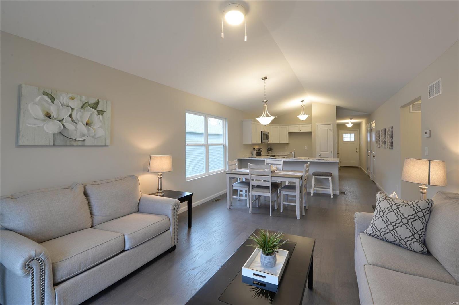 1664 Missouri Avenue Property Photo 13
