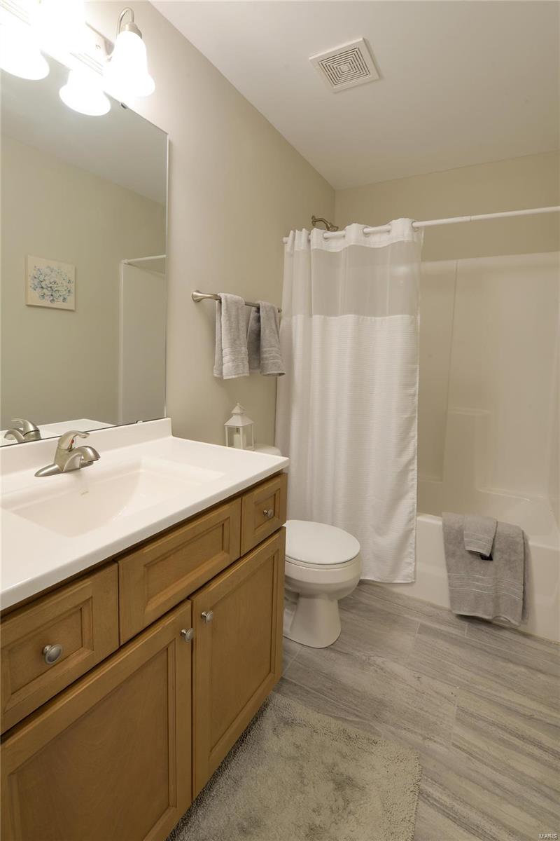 1664 Missouri Avenue Property Photo 17