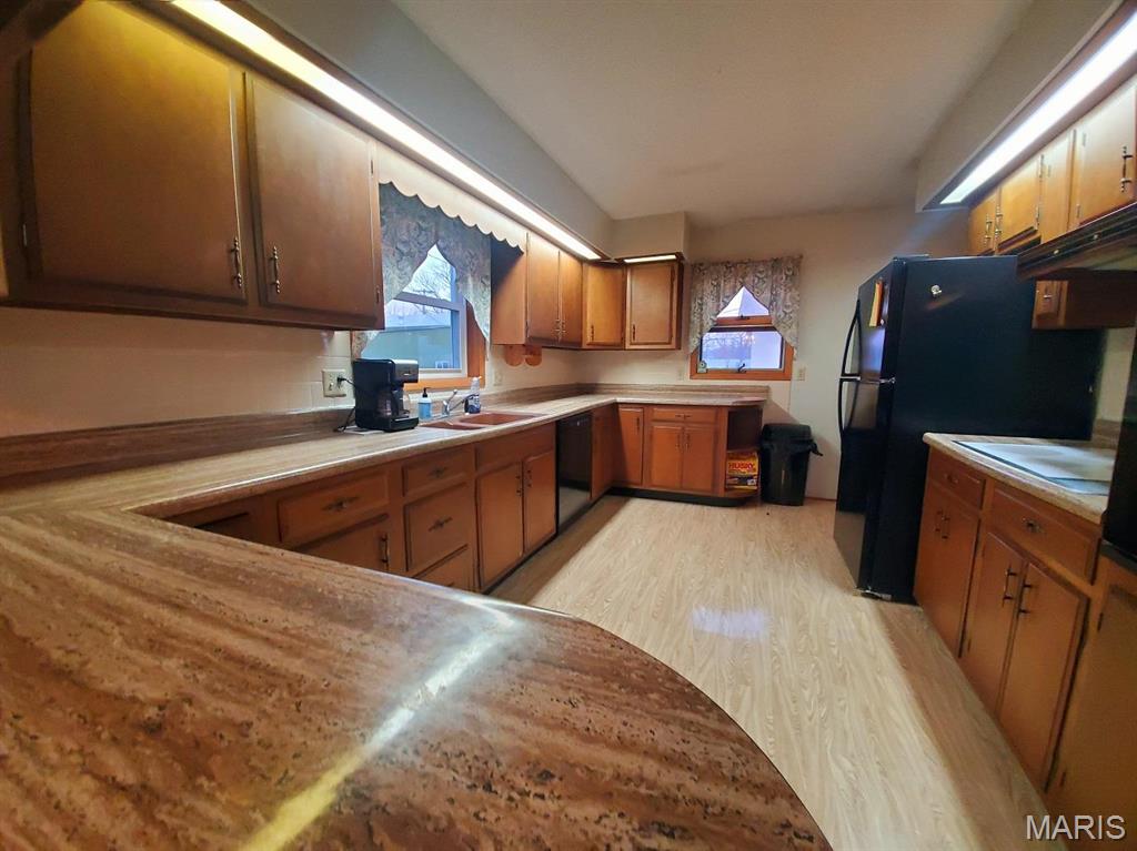 102 W Quincy Street Property Photo 7