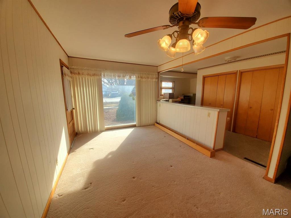 102 W Quincy Street Property Photo 15