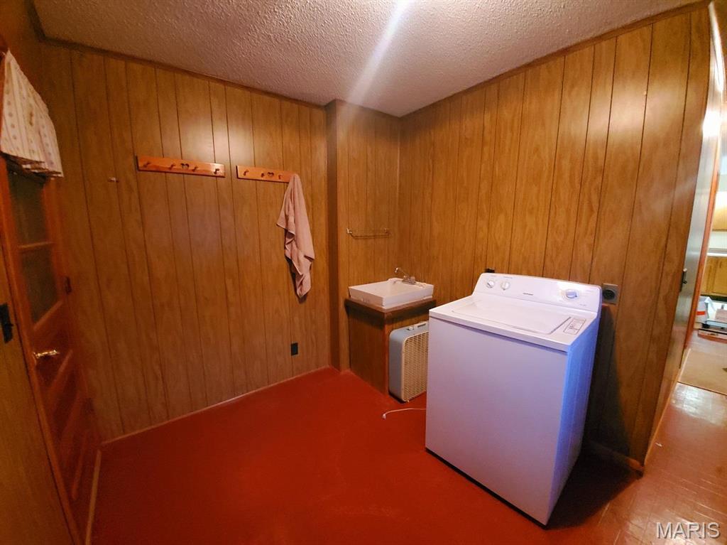 102 W Quincy Street Property Photo 22