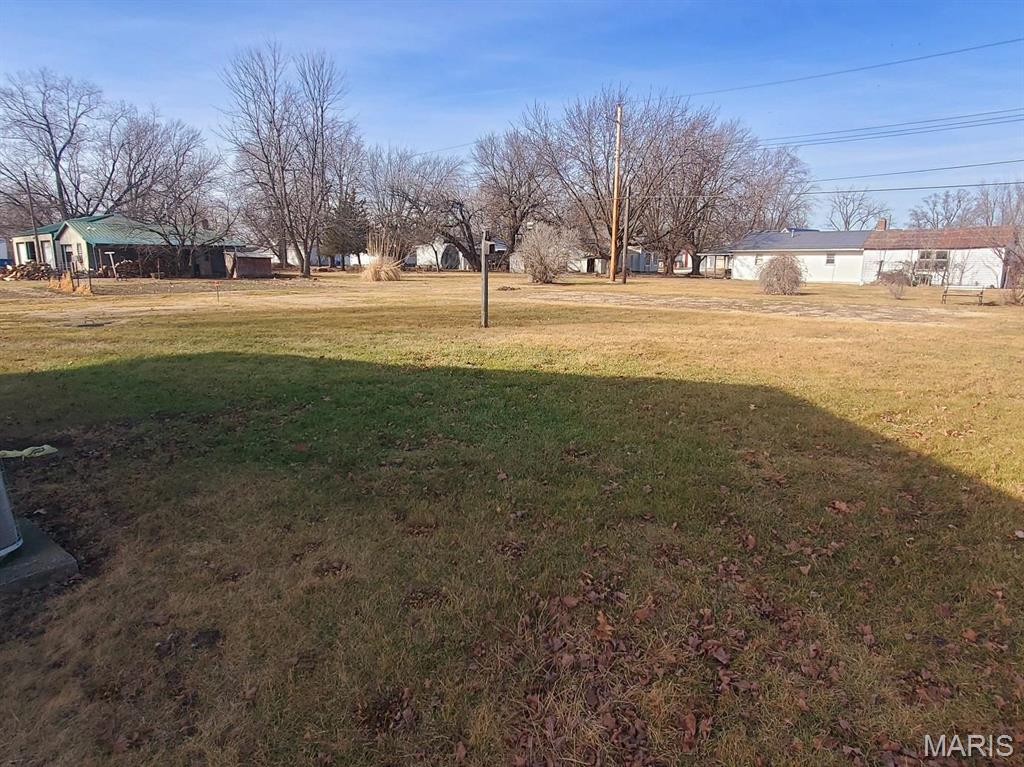 102 W Quincy Street Property Photo 29
