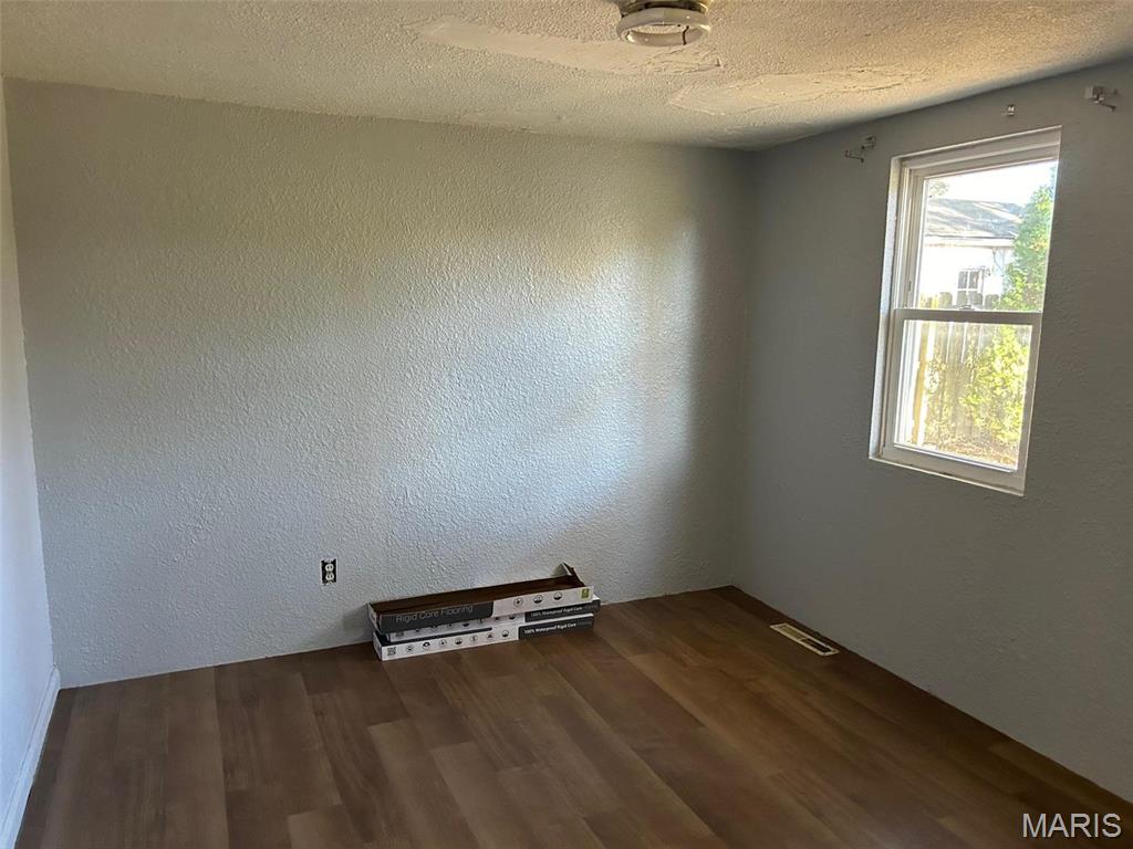 636 S 19th Street Property Photo 12