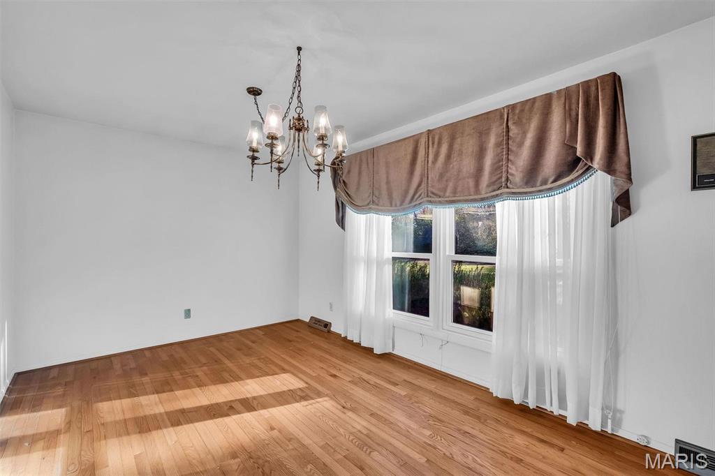 10211 Lookaway Drive Property Photo 14