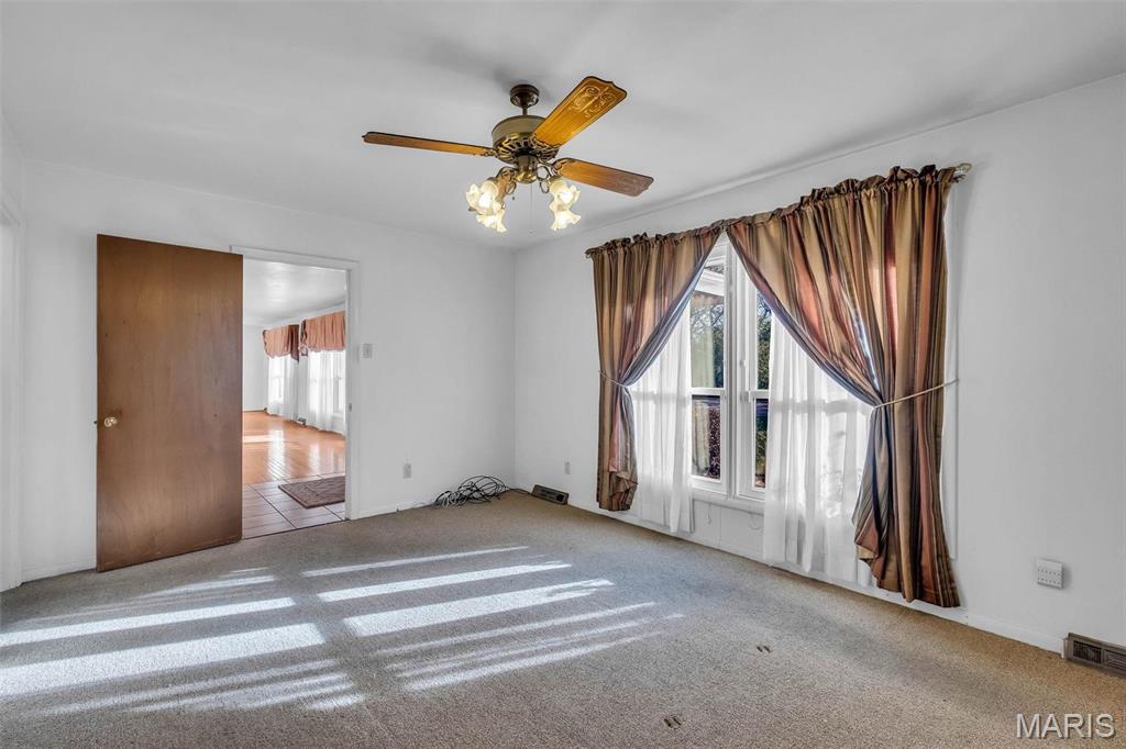10211 Lookaway Drive Property Photo 16