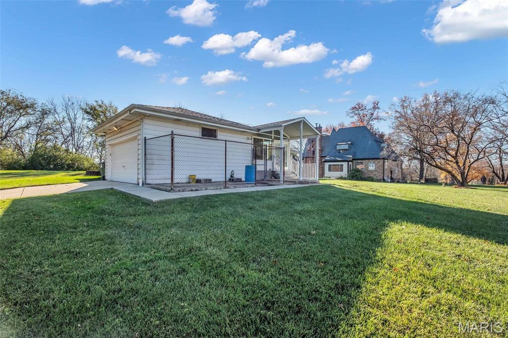 10211 Lookaway Drive Property Photo 33