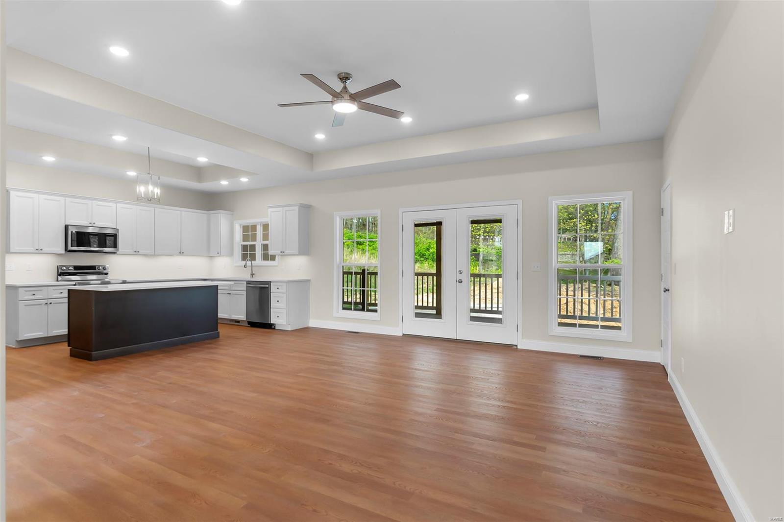 1905 Wheelwright Drive Property Photo 4