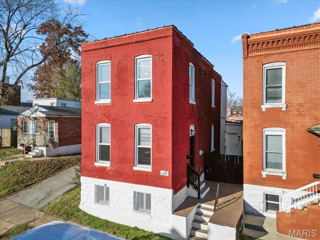 2223 Osage Street Property Photo 1